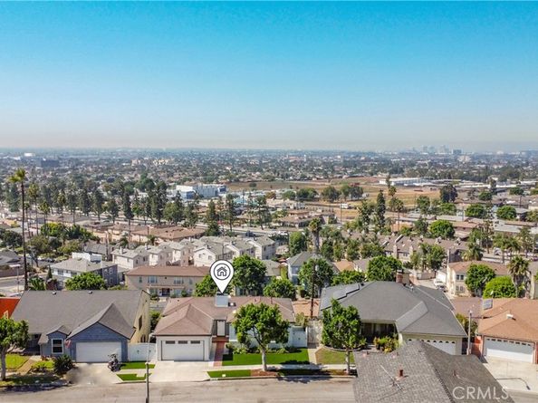 10225 S 7th Avenue, Inglewood CA 90303