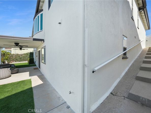 10225 S 7th Avenue, Inglewood CA 90303