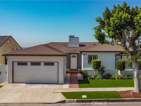 10225 S 7th Avenue, Inglewood CA 90303