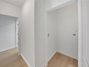 10225 S 7th Avenue, Inglewood CA 90303