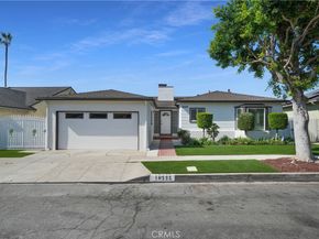 10225 S 7th Avenue, Inglewood CA 90303