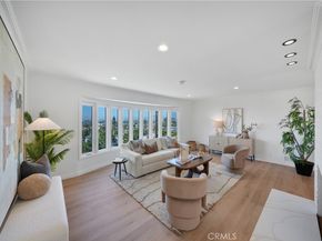 10225 S 7th Avenue, Inglewood CA 90303