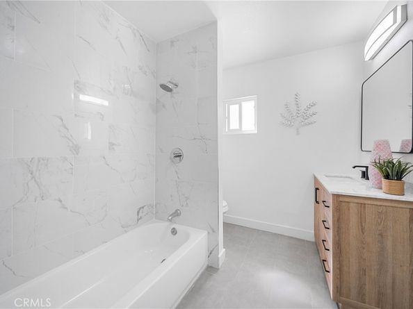 2035 Las Colinas Avenue, Los Angeles CA 90041