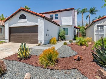 9740 Woodleaf Drive SE
