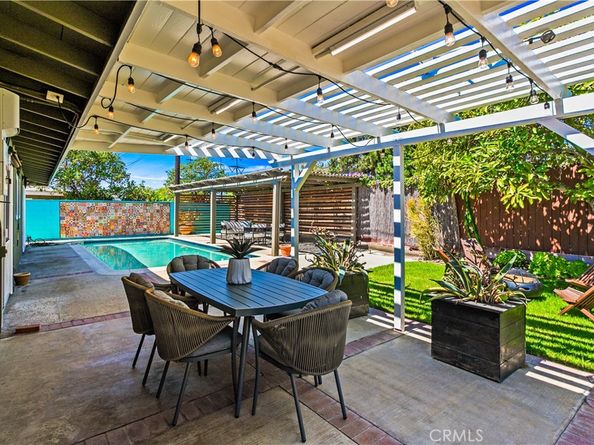 3295 Iowa Street, Costa Mesa CA 92626