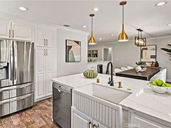 3295 Iowa Street, Costa Mesa CA 92626