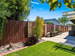 3295 Iowa Street, Costa Mesa CA 92626