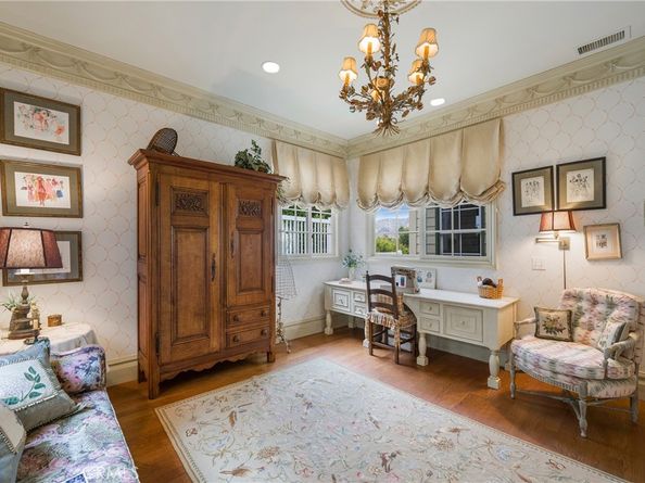 10821 Bronco Circle, North Tustin CA 92705