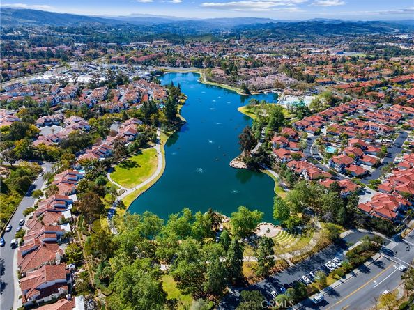3 Vista Frondosa, Rancho Santa Margarita CA 92688