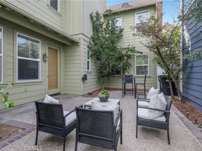 3 Paddock Place, Ladera Ranch CA 92694