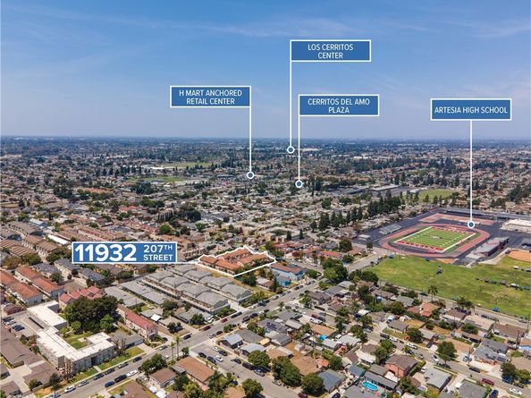 11932 207th Street, Lakewood CA 90715