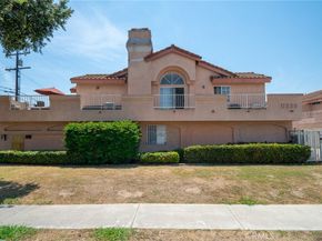 11932 207th Street, Lakewood CA 90715