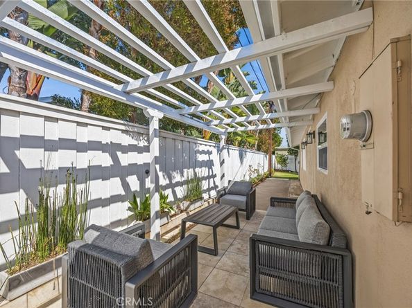 224 Pauline Place, Costa Mesa CA 92627