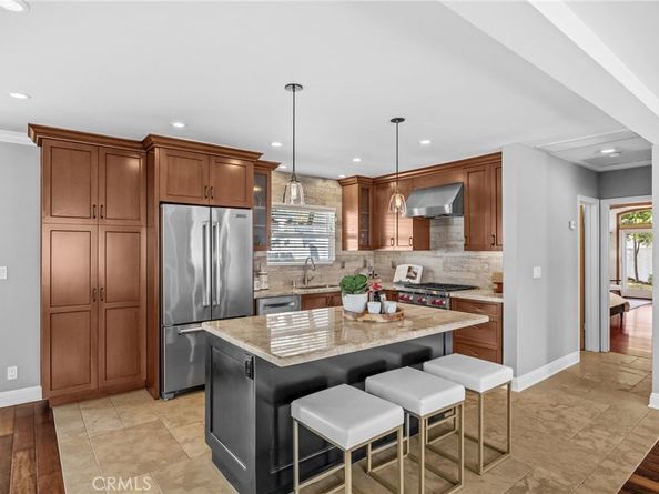 224 Pauline Place, Costa Mesa CA 92627