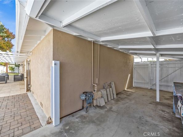 224 Pauline Place, Costa Mesa CA 92627