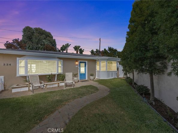 224 Pauline Place, Costa Mesa CA 92627