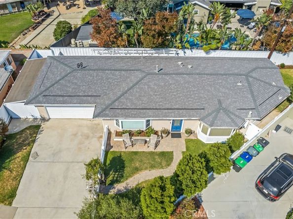 224 Pauline Place, Costa Mesa CA 92627
