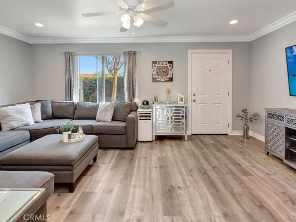370 Carriage Drive B, Santa Ana CA 92707