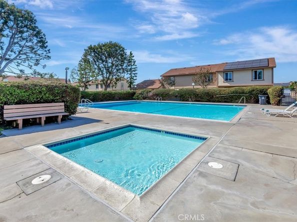 370 Carriage Drive B, Santa Ana CA 92707