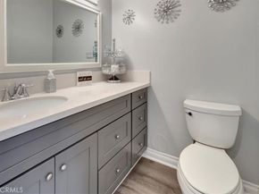 370 Carriage Drive B, Santa Ana CA 92707