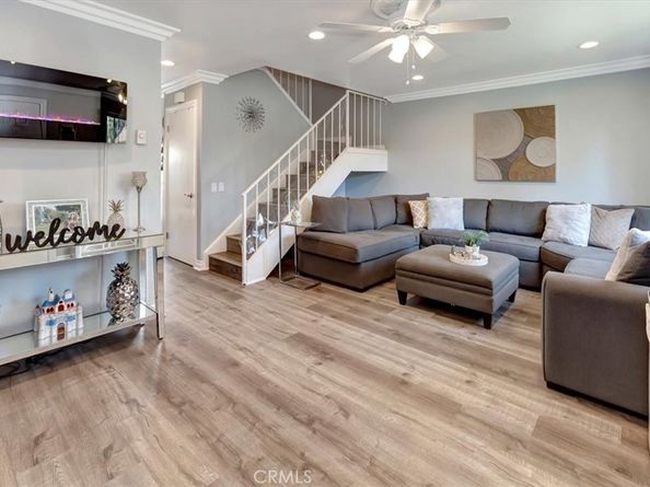 370 Carriage Drive B, Santa Ana CA 92707