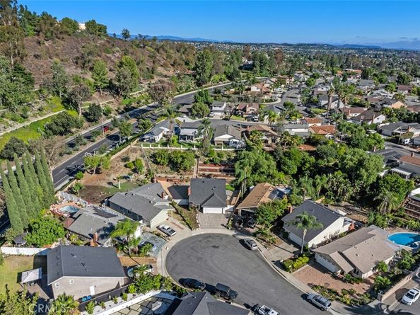26812 Via Llano, Mission Viejo CA 92691