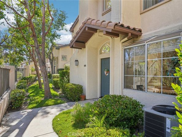 44 Tierra Montanosa, Rancho Santa Margarita CA 92688