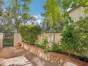 44 Tierra Montanosa, Rancho Santa Margarita CA 92688
