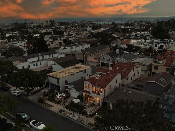 613 Larkspur Avenue, Corona Del Mar CA 92625