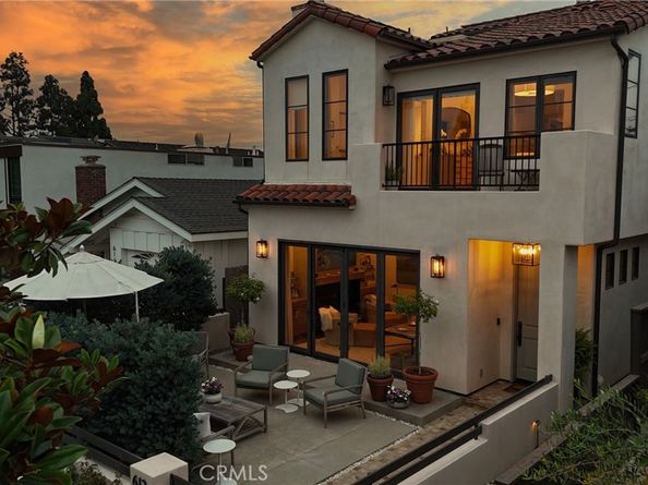 613 Larkspur Avenue, Corona Del Mar CA 92625