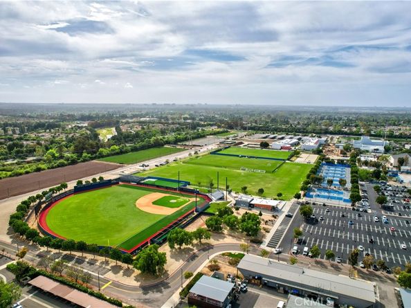268 Lemon Grove, Irvine CA 92618