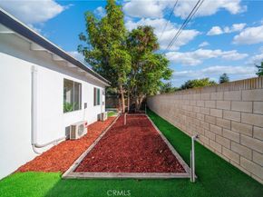 928 S Laurel St., Santa Ana CA 92704