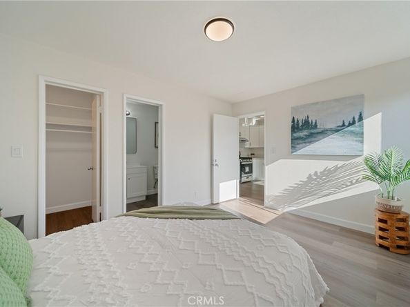 928 S Laurel St., Santa Ana CA 92704