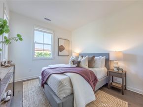 17 Heliotrope, Lake Forest CA 92630