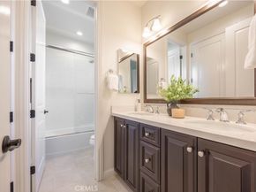 17 Heliotrope, Lake Forest CA 92630