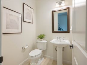 17 Heliotrope, Lake Forest CA 92630