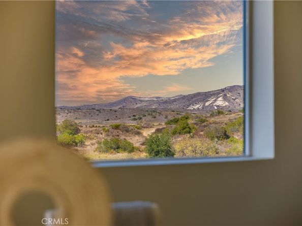 17 Heliotrope, Lake Forest CA 92630