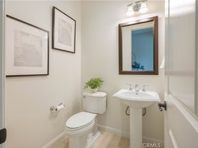 17 Heliotrope, Lake Forest CA 92630