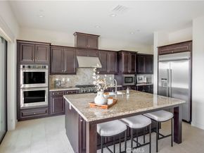 17 Heliotrope, Lake Forest CA 92630
