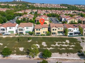17 Heliotrope, Lake Forest CA 92630