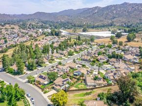 2250 Stone Valley Place, Escondido CA 92026