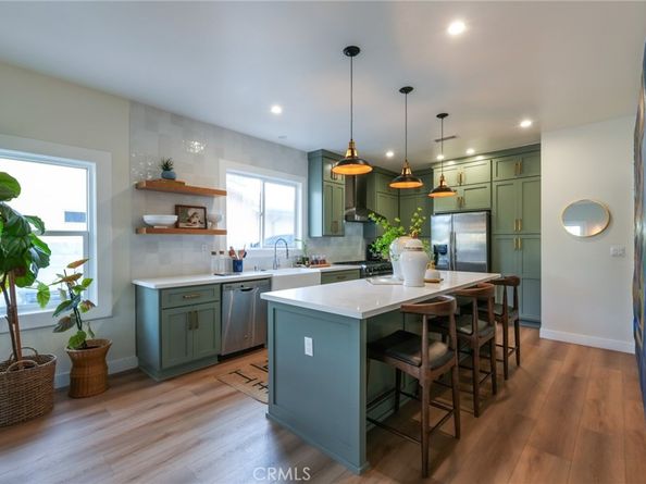 3958 Seneca Avenue, Los Angeles CA 90039