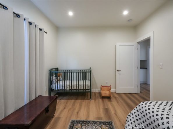 3958 Seneca Avenue, Los Angeles CA 90039