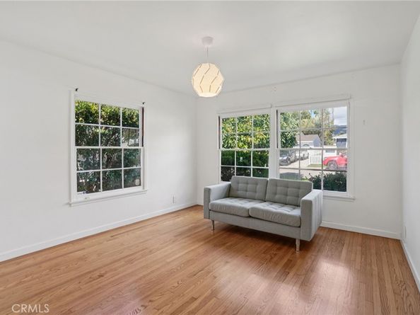 738 Stonehurst Drive, Altadena CA 91001