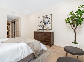 1333 S Orange Grove Avenue 201, Los Angeles CA 91109