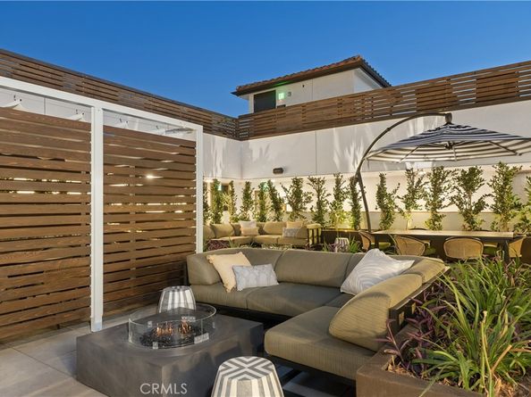 1333 S Orange Grove Avenue 201, Los Angeles CA 91109