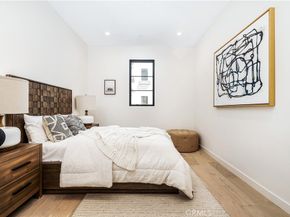 1333 S Orange Grove Avenue 201, Los Angeles CA 91109