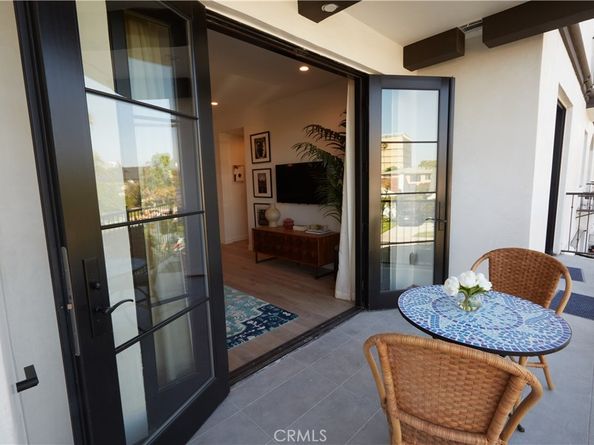 1333 S Orange Grove Avenue 201, Los Angeles CA 91109