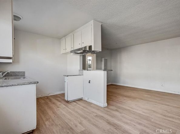 2122 E 10th Street, Long Beach CA 90804