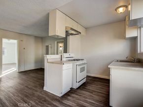 2122 E 10th Street, Long Beach CA 90804